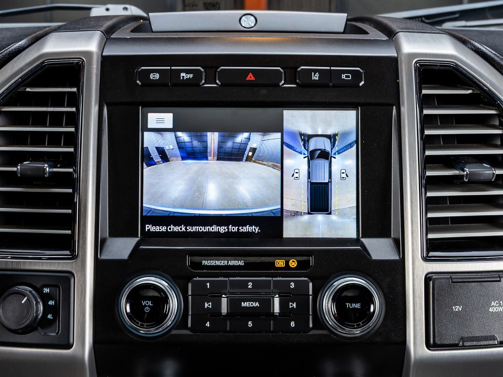 Used 2021 Ford F350 Platinum AWD/4WD image 24