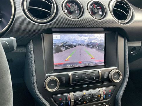 Used 2022 Ford Mustang Shelby GT500 w/ Technology Package image 17