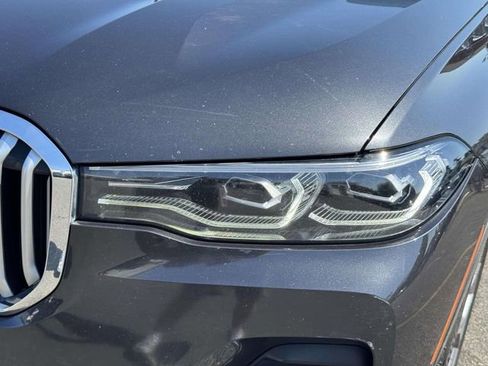 Used 2020 BMW X7 xDrive40i w/ Premium Package AWD/4WD image 6