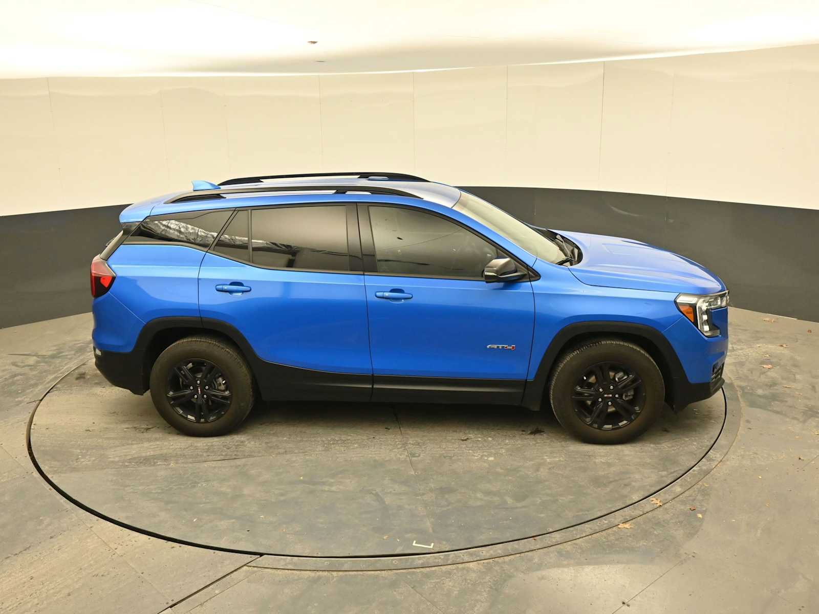 Used 2024 GMC Terrain AT4 w/ Infotainment Package II AWD/4WD image 42