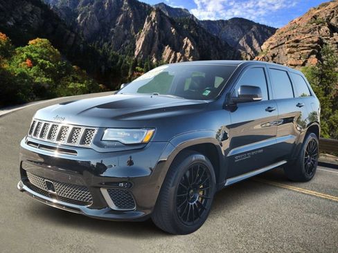 Used 2021 Jeep Grand Cherokee Trackhawk AWD/4WD image 5