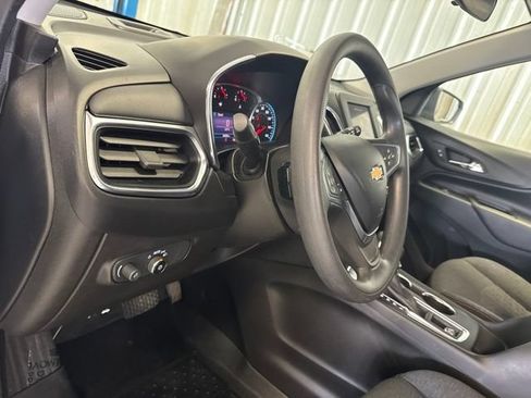 Used 2022 Chevrolet Equinox LT FWD image 40