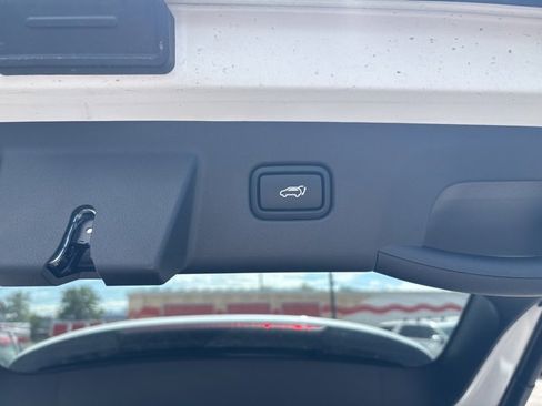 Used 2025 Hyundai Tucson SEL image 12