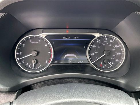 Used 2024 Nissan Sentra SR image 28