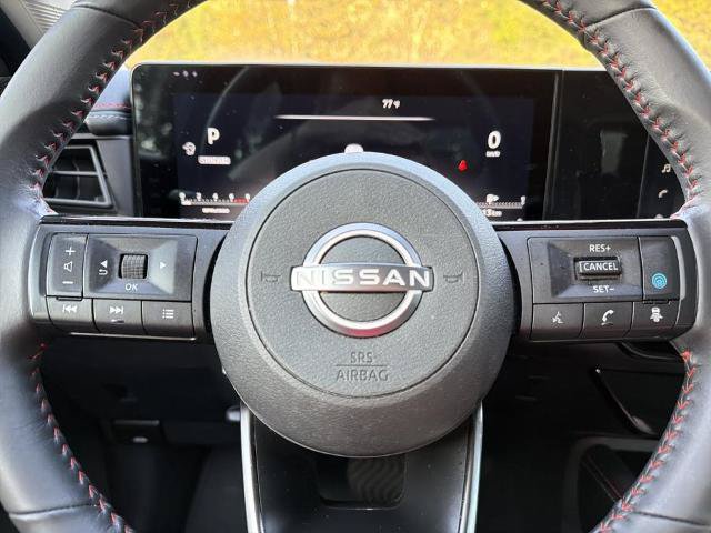 Certified 2025 Nissan Kicks SR FWD image 10