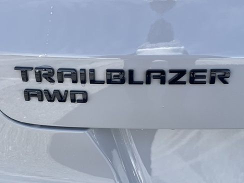 New 2026 Chevrolet TrailBlazer RS w/ Convenience Package image 12