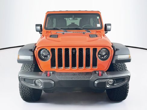Used 2023 Jeep Wrangler Unlimited Rubicon w/ LED Lighting Group AWD/4WD image 2