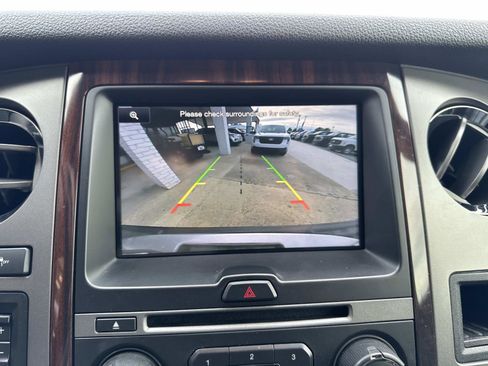 Used 2015 Ford Expedition EL Platinum image 25