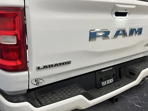 Used 2025 RAM 1500 Laramie w/ Laramie Southwest Edition AWD/4WD image 40