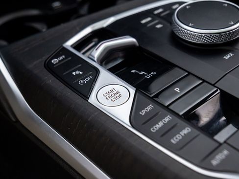 Certified 2024 BMW 330i xDrive Sedan w/ M Sport Package image 21