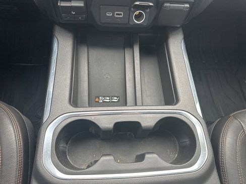 Used 2019 GMC Sierra 1500 AT4 w/ AT4 Premium Package image 7