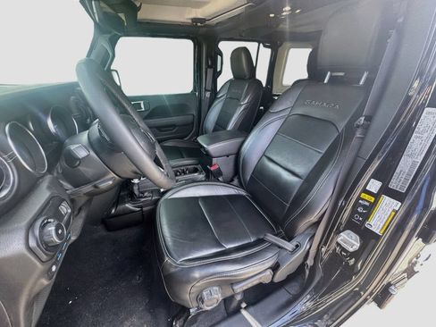 Used 2023 Jeep Wrangler Unlimited Sahara w/ Cold Weather Group AWD/4WD image 23