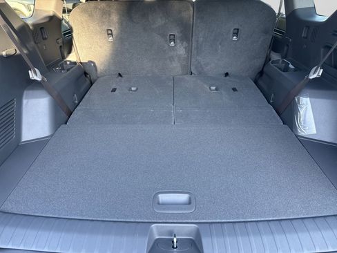 New 2026 Kia EV9 Wind image 8