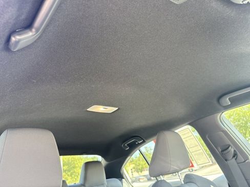 Used 2025 Toyota Corolla SE FWD image 21