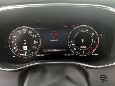 New 2025 Jaguar F-PACE R-Dynamic S image 28