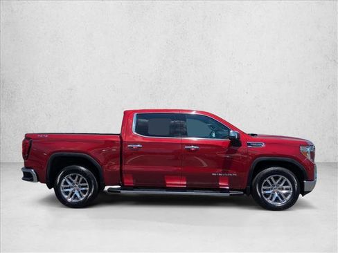 Used 2022 GMC Sierra 1500 SLT w/ SLT Premium Plus Package AWD/4WD image 4