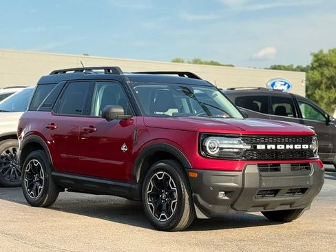Used 2025 Ford Bronco Sport Outer Banks w/ Outer Banks Tech Package+ AWD/4WD image 36