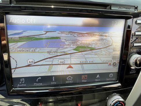 Used 2018 Nissan Murano SL w/ Moonroof Package image 10