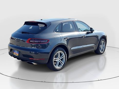 Used 2017 Porsche Macan AWD/4WD image 5