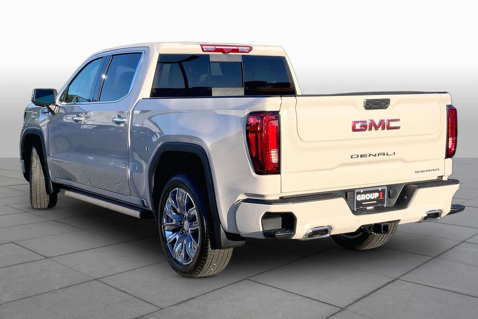 Used 2026 GMC Sierra 1500 Denali AWD/4WD image 11