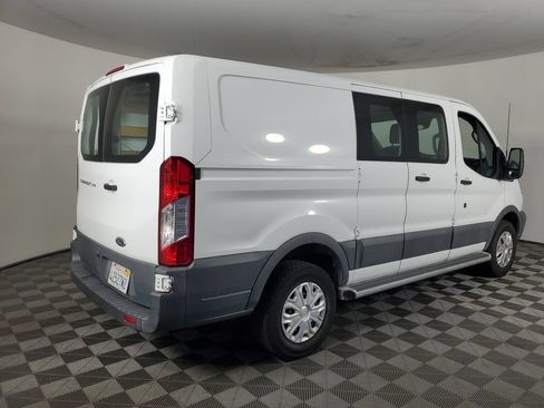 Used 2017 Ford Transit 250 130 Low Roof w/ Exterior Upgrade Package RWD image 4