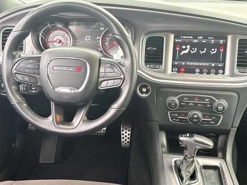 Used 2020 Dodge Charger R/T w/ Navigation & Travel Group image 10