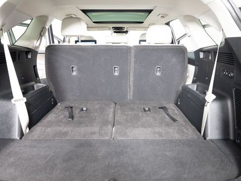 Used 2023 Kia Sorento S w/ Panoramic Sunroof Package AWD/4WD image 23