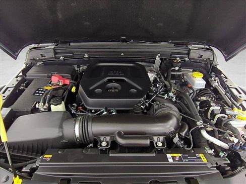 Used 2024 Jeep Wrangler Sport AWD/4WD image 26