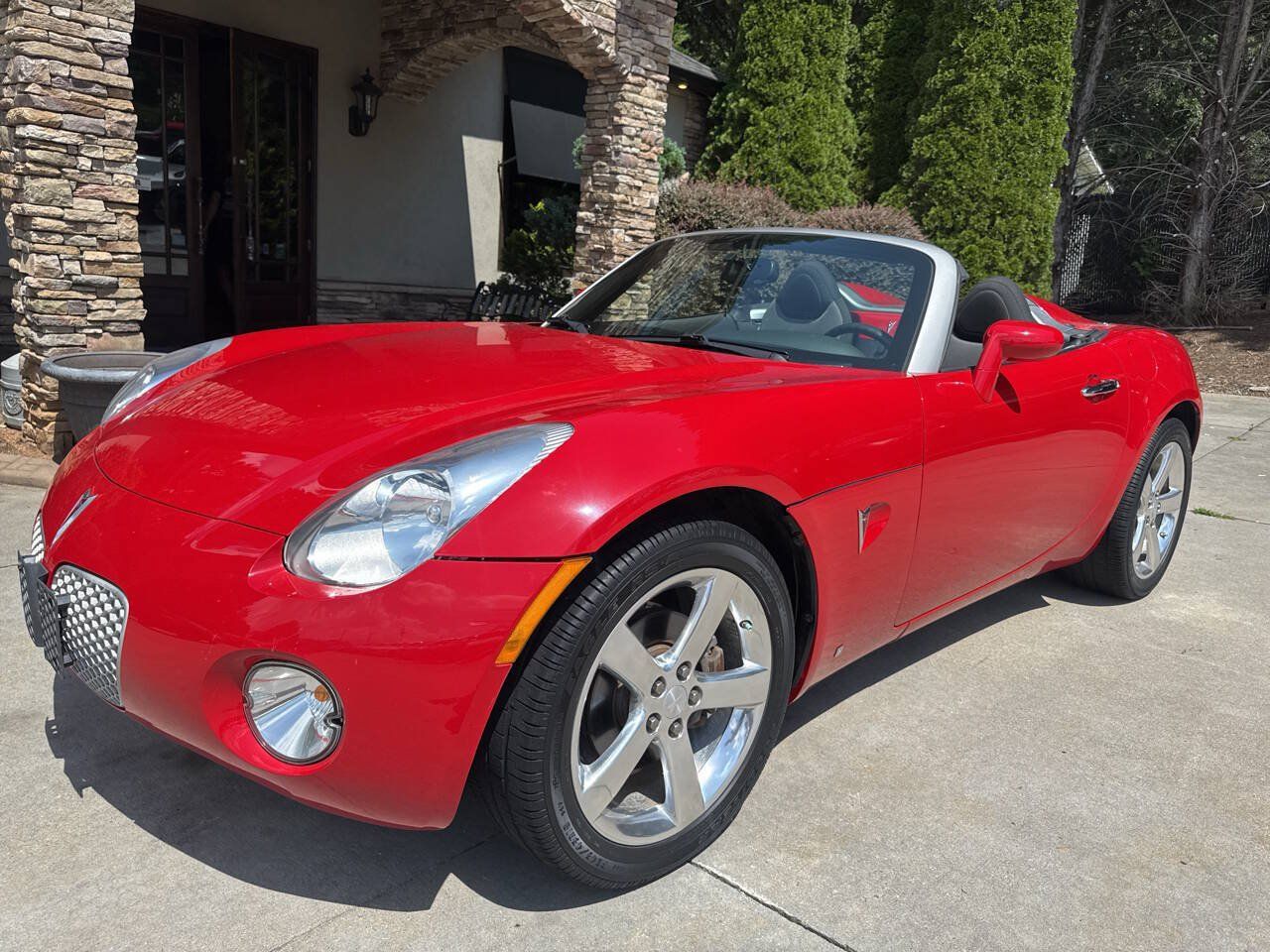 Used 2008 Pontiac Solstice Convertible w/ Preferred Package RWD image 9