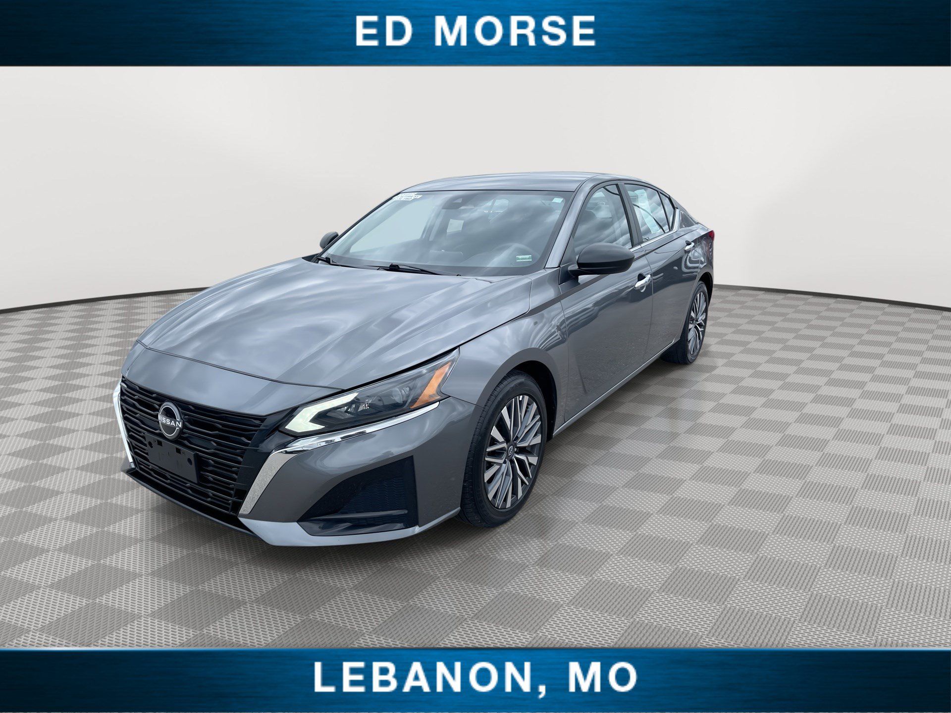Used 2025 Nissan Altima 2.5 SV FWD image 4