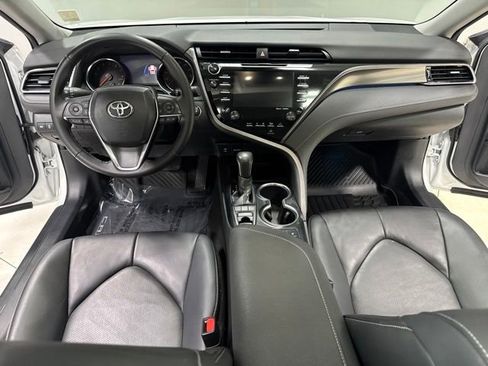 Used 2019 Toyota Camry XSE FWD image 16