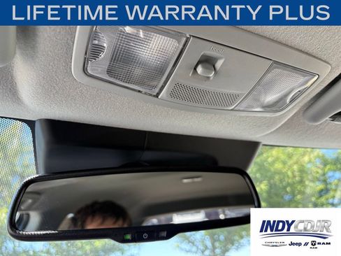 Used 2025 Mitsubishi Outlander Sport LE AWD/4WD image 19
