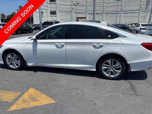 Used 2019 Honda Accord LX image 8