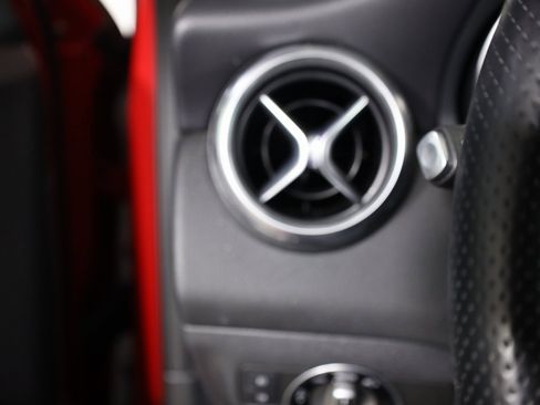 Used 2019 Mercedes-Benz GLA 250 GLA 250 image 11