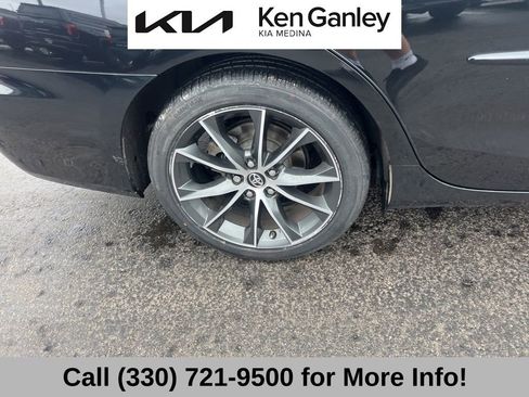 Used 2015 Toyota Camry XSE w/ Advanced Technology Package image 22