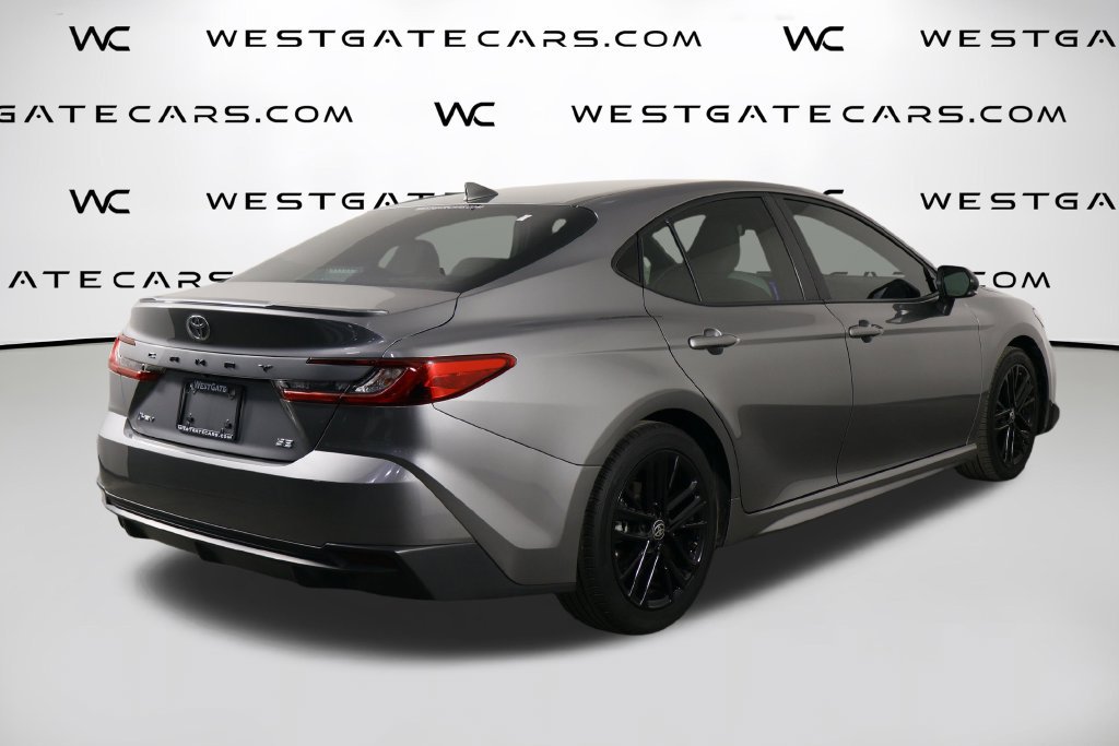 Used 2025 Toyota Camry SE w/ Convenience Package FWD image 39