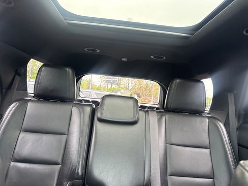 Used 2012 Ford Explorer XLT AWD/4WD image 45