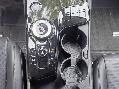 Used 2024 Kia Sportage EX AWD/4WD image 19