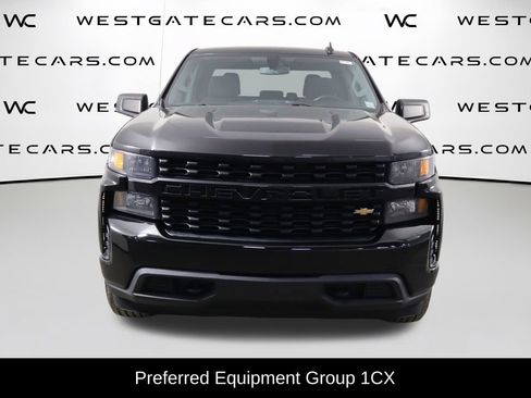 Used 2020 Chevrolet Silverado 1500 Custom w/ Custom Value Package AWD/4WD image 2