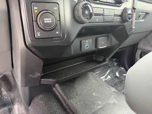 Used 2025 Ford F350 XL w/ 360-Degree Camera Package image 27