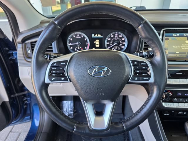 Used 2019 Hyundai Sonata Limited w/ Ultimate Package 04 FWD image 28