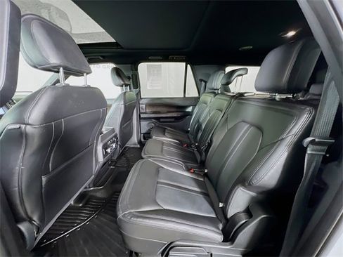 Used 2021 Ford Expedition Max Limited image 24