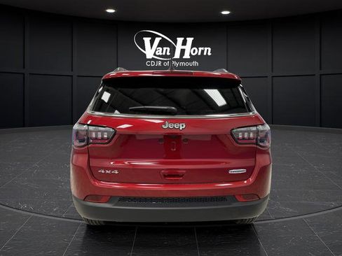 New 2025 Jeep Compass Latitude w/ Sun & Sound Group image 13