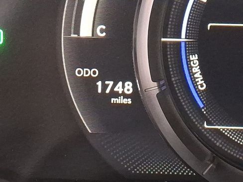 Used 2024 Lexus ES 300h F Sport image 21