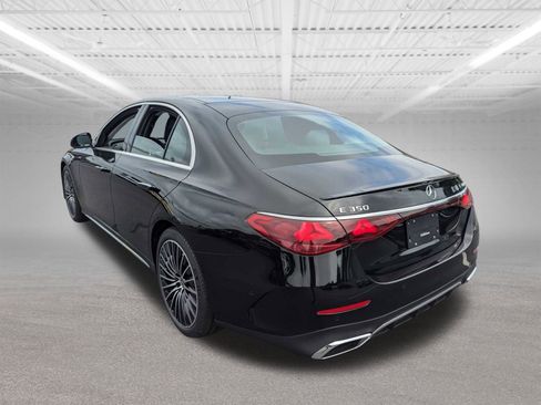 New 2024 Mercedes-Benz E 350 4MATIC Sedan image 4