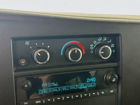 Used 2020 Chevrolet Express 3500 LT w/ LT Preferred Equipment Group image 16