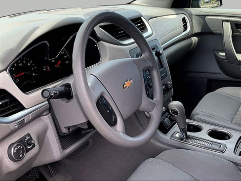 Used 2016 Chevrolet Traverse LS w/ LPO, 'HIT The Road' Package AWD/4WD image 17