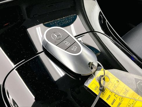 Certified 2025 Mercedes-Benz GLC 350e 4MATIC image 12