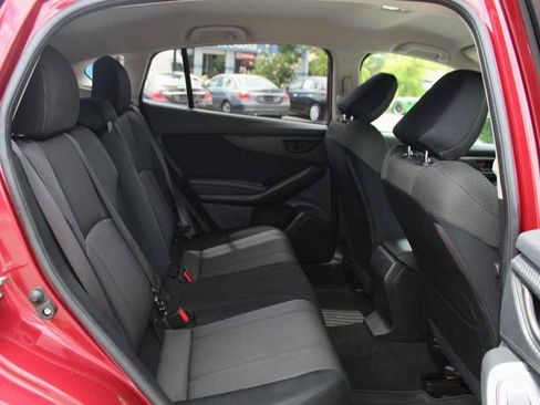 Used 2018 Subaru Crosstrek 2.0i AWD/4WD image 24
