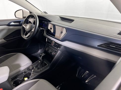 Used 2022 Volkswagen Taos SE w/ Driver Assistance Package image 27